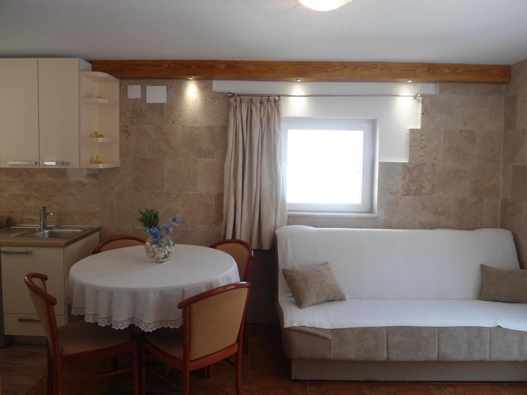 Kurilj Apartament *